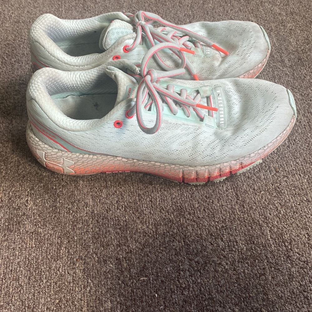 Hover Machine Under Armor Shoes - image 3